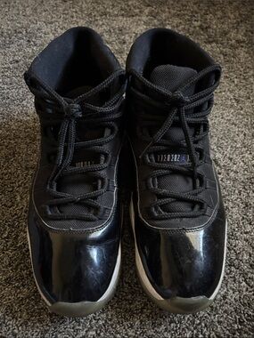 Jordan Men’s Black Patent Leather Retro Basketball Shoes